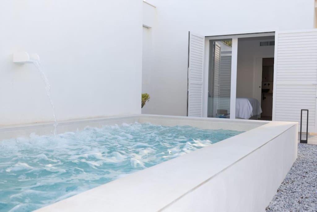 Entrellacunes El Poble Nou del Delta Ngoại thất bức ảnh